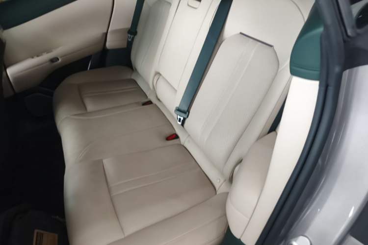 Used Xiaomi Auto YU7 2025 Ultra-Long Range All-Wheel Drive Pro Version Left Rear Seat