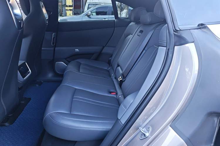 Used Xiaomi Auto YU7 2025 Ultra-Long Range Rear-Wheel Drive Version Left Rear Seat