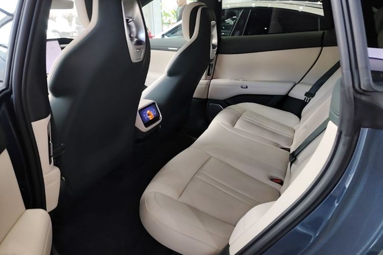 Used Xiaomi Auto YU7 2025 Ultra-Long Range Rear-Wheel Drive Version Left Rear Seat