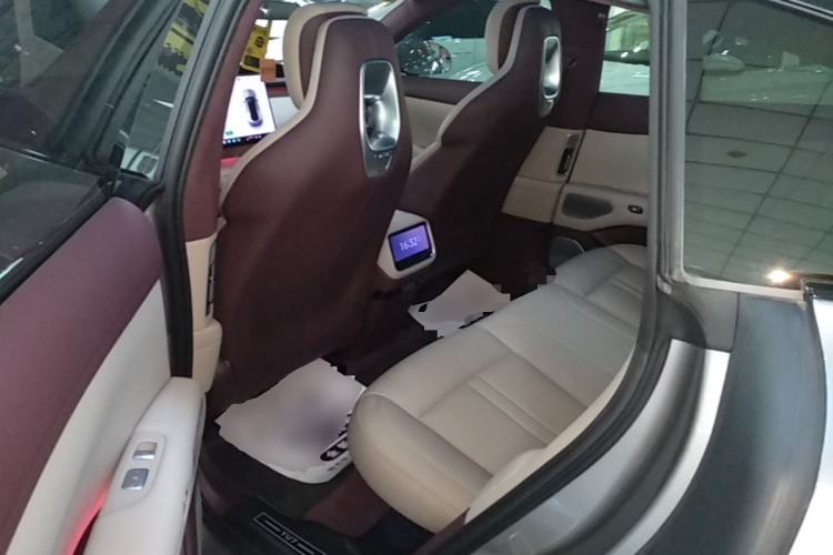 Used Xiaomi Auto YU7 2025 Ultra-Long Range High-Performance All-Wheel-Drive Max Edition Left Rear Seat