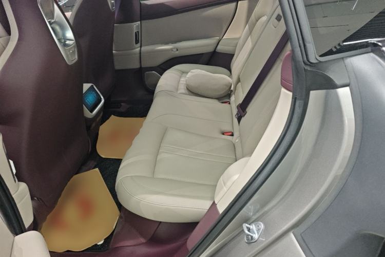 Used Xiaomi Auto YU7 2025 Ultra-Long Range Rear-Wheel Drive Version Left Rear Seat