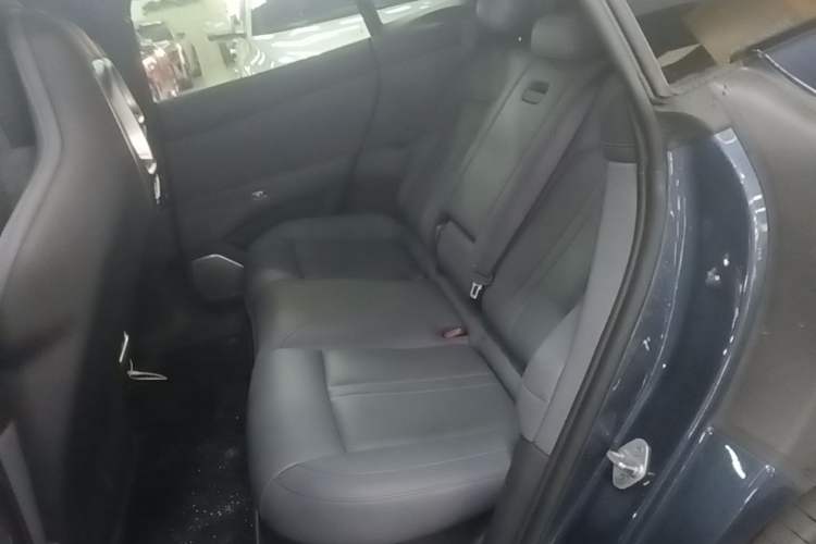Used Xiaomi Auto YU7 2025 Ultra-Long Range Rear-Wheel Drive Version Left Rear Seat