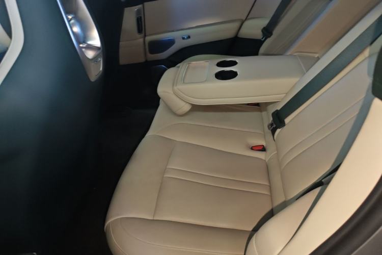 Used Xiaomi Auto YU7 2025 Ultra-Long Range High-Performance All-Wheel-Drive Max Edition Left Rear Seat