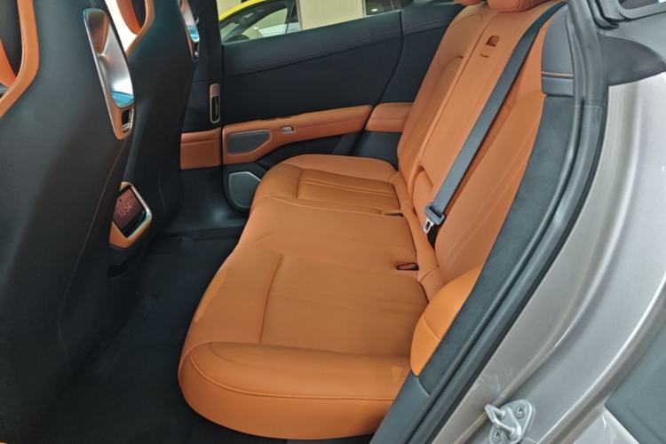 Used Xiaomi Auto YU7 2025 Ultra-Long Range High-Performance All-Wheel-Drive Max Edition Left Rear Seat