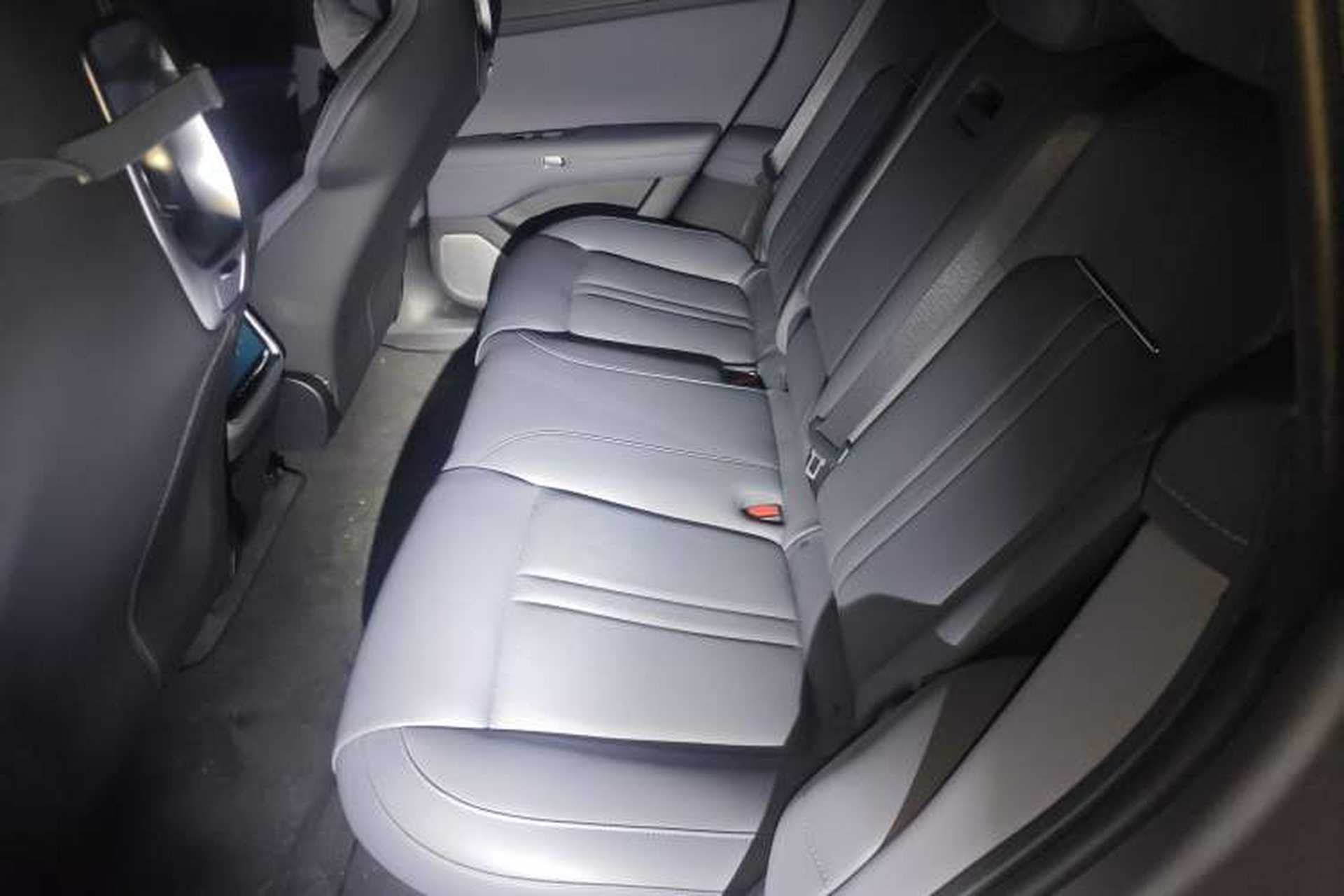 Used Xiaomi Auto YU7 2025 Ultra-Long Range All-Wheel Drive Pro Version Left Rear Seat