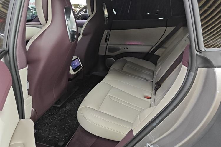 Used Xiaomi Auto YU7 2025 Ultra-Long Range Rear-Wheel Drive Version Left Rear Seat