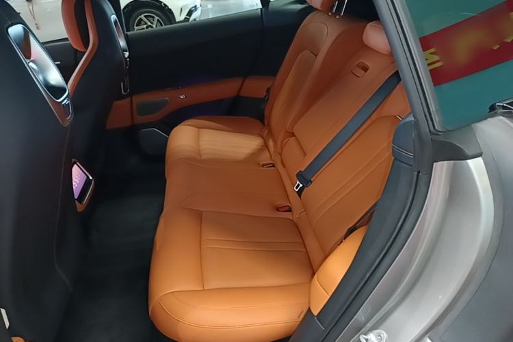 Used Xiaomi Auto YU7 2025 Ultra-Long Range High-Performance All-Wheel-Drive Max Edition Left Rear Seat