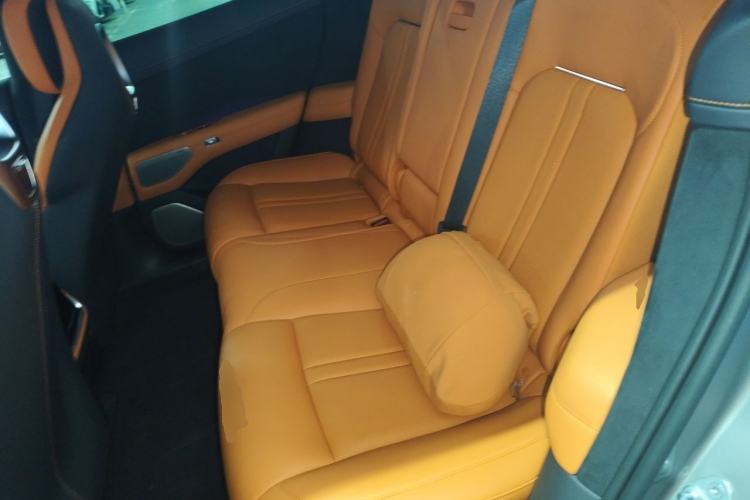 Used Xiaomi Auto YU7 2025 Ultra-Long Range High-Performance All-Wheel-Drive Max Edition Left Rear Seat