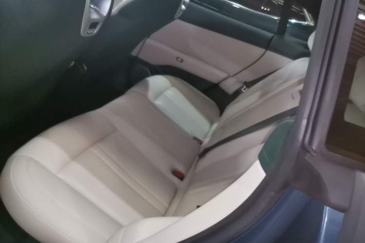 Used Xiaomi Auto YU7 2025 Ultra-Long Range Rear-Wheel Drive Version Left Rear Seat