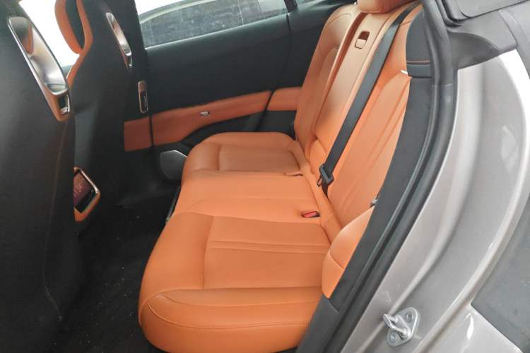 Used Xiaomi Auto YU7 2025 Ultra-Long Range Rear-Wheel Drive Version Left Rear Seat