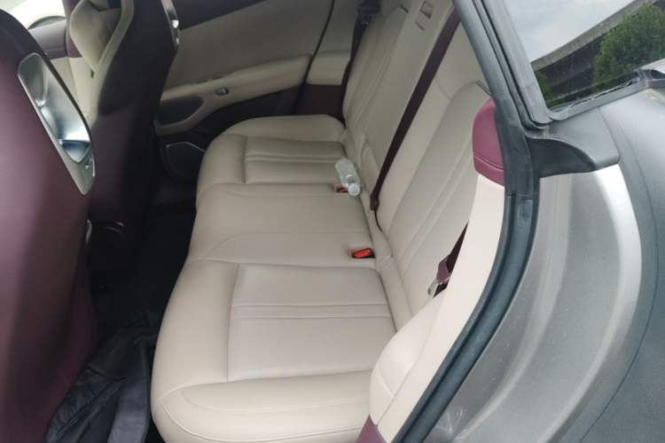 Used Xiaomi Auto YU7 2025 Ultra-Long Range High-Performance All-Wheel-Drive Max Edition Left Rear Seat