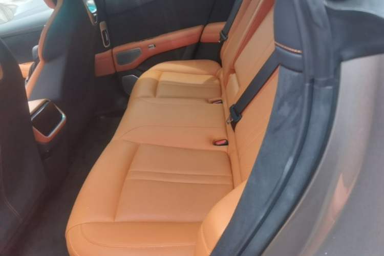 Used Xiaomi Auto YU7 2025 Ultra-Long Range High-Performance All-Wheel-Drive Max Edition Left Rear Seat