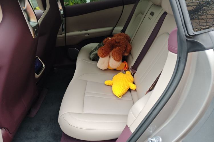Used Xiaomi Auto YU7 2025 Ultra-Long Range Rear-Wheel Drive Version Left Rear Seat