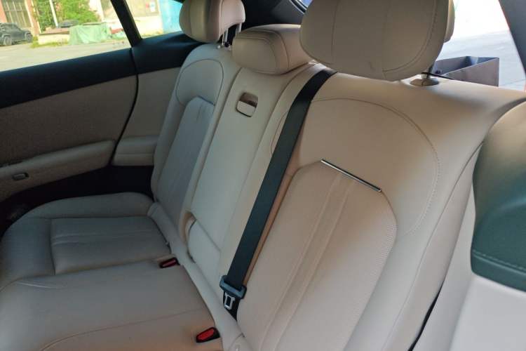 Used Xiaomi Auto YU7 2025 Ultra-Long Range High-Performance All-Wheel-Drive Max Edition Left Rear Seat