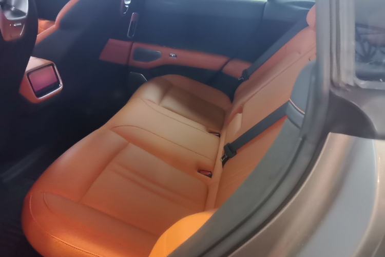 Used Xiaomi Auto YU7 2025 Ultra-Long Range Rear-Wheel Drive Version Left Rear Seat