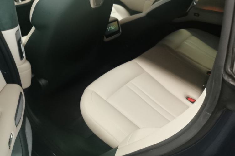 Used Xiaomi Auto YU7 2025 Ultra-Long Range High-Performance All-Wheel-Drive Max Edition Left Rear Seat
