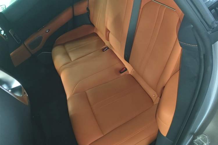 Used Xiaomi Auto YU7 2025 Ultra-Long Range High-Performance All-Wheel-Drive Max Edition Left Rear Seat
