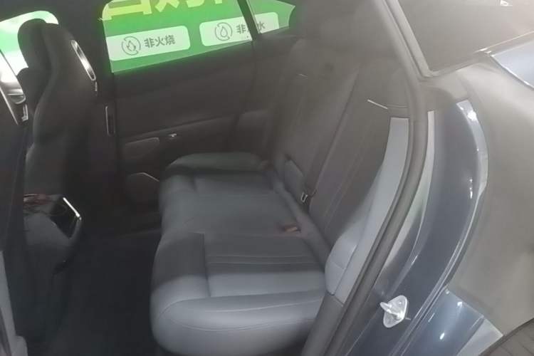 Used Xiaomi Auto YU7 2025 Ultra-Long Range Rear-Wheel Drive Version Left Rear Seat