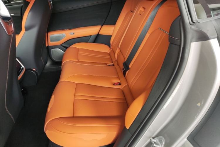 Used Xiaomi Auto YU7 2025 Ultra-Long Range High-Performance All-Wheel-Drive Max Edition Left Rear Seat