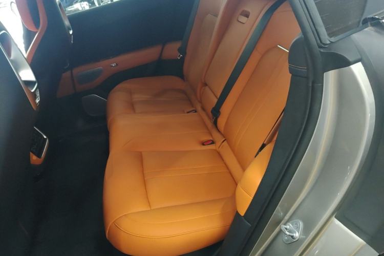 Used Xiaomi Auto YU7 2025 Ultra-Long Range High-Performance All-Wheel-Drive Max Edition Left Rear Seat