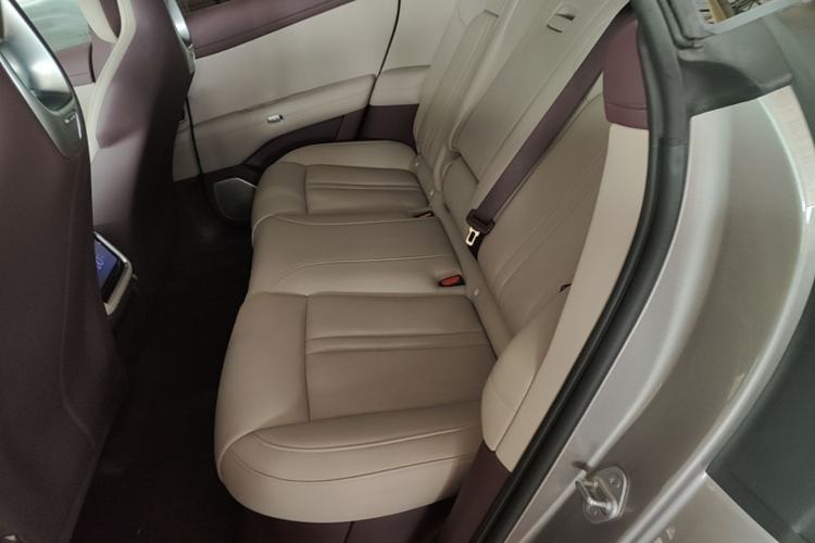 Used Xiaomi Auto YU7 2025 Ultra-Long Range Rear-Wheel Drive Version Left Rear Seat