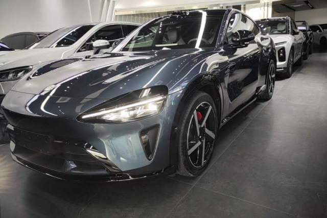 Used Xiaomi Auto YU7 2025 Ultra-Long Range High-Performance All-Wheel-Drive Max Edition