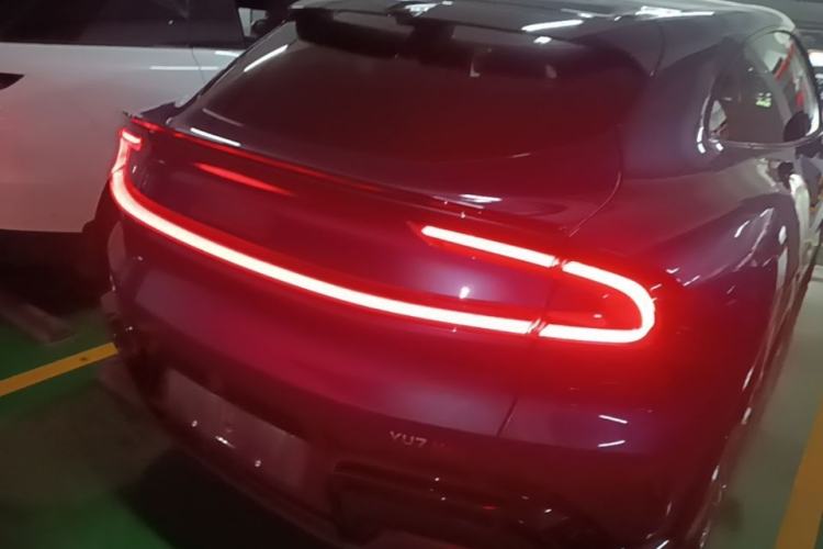 Used Xiaomi Auto YU7 2025 Ultra-Long Range High-Performance All-Wheel-Drive Max Edition Rear