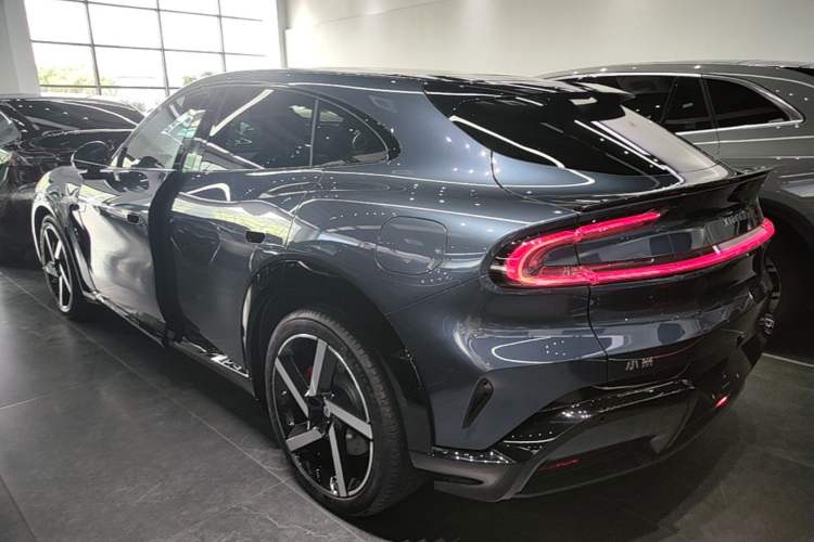 Used Xiaomi Auto YU7 2025 Ultra-Long Range High-Performance All-Wheel-Drive Max Edition Rear Left 45 Deg