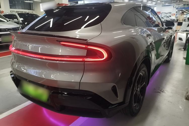 Used Xiaomi Auto YU7 2025 Ultra-Long Range High-Performance All-Wheel-Drive Max Edition Rear Right 45 Deg