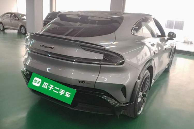 Used Xiaomi Auto YU7 2025 Ultra-Long Range High-Performance All-Wheel-Drive Max Edition Rear Right 45 Deg