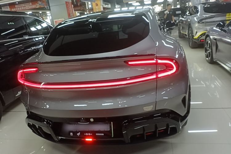 Used Xiaomi Auto YU7 2025 Ultra-Long Range All-Wheel Drive Pro Version Rear