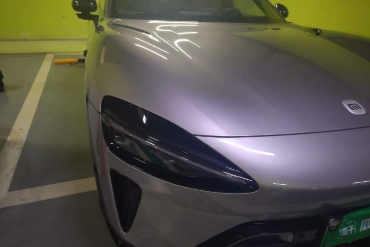 Used Xiaomi Auto YU7 2025 Ultra-Long Range High-Performance All-Wheel-Drive Max Edition Right Front Headlight