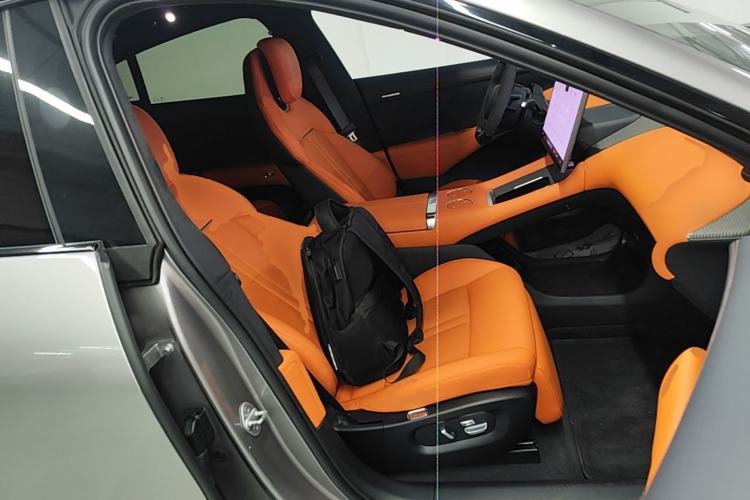 Used Xiaomi Auto YU7 2025 Ultra-Long Range High-Performance All-Wheel-Drive Max Edition Right Front Seat