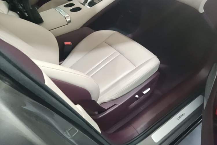 Used Xiaomi Auto YU7 2025 Ultra-Long Range Rear-Wheel Drive Version Right Front Seat