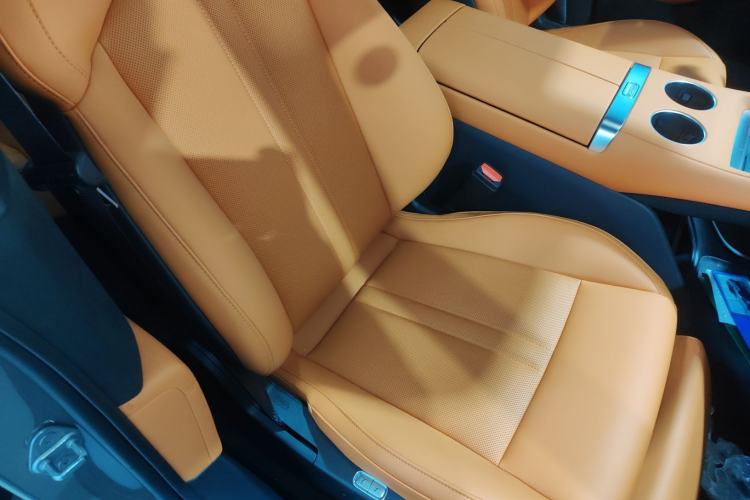 Used Xiaomi Auto YU7 2025 Ultra-Long Range All-Wheel Drive Pro Version Right Front Seat