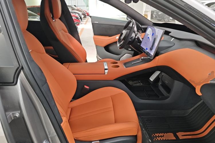 Used Xiaomi Auto YU7 2025 Ultra-Long Range High-Performance All-Wheel-Drive Max Edition Right Front Seat