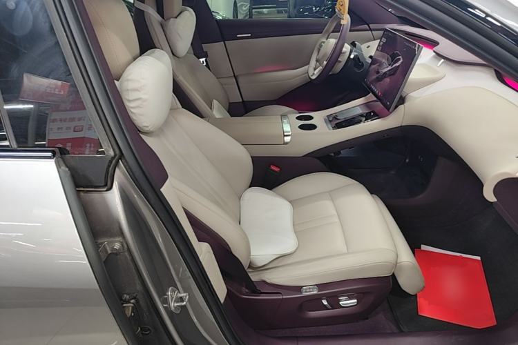 Used Xiaomi Auto YU7 2025 Ultra-Long Range All-Wheel Drive Pro Version Right Front Seat