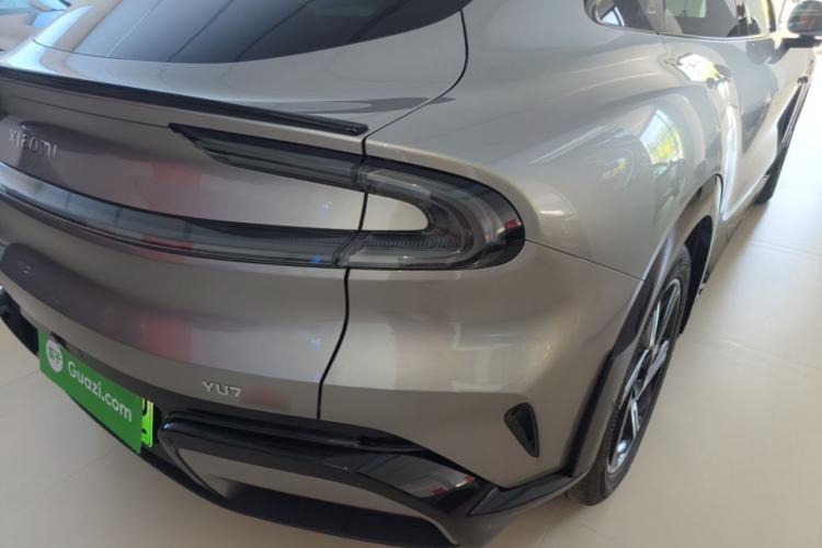 Used Xiaomi Auto YU7 2025 Ultra-Long Range High-Performance All-Wheel-Drive Max Edition Right Rear Taillight