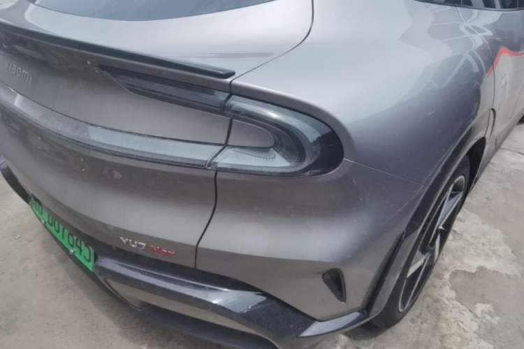 Used Xiaomi Auto YU7 2025 Ultra-Long Range High-Performance All-Wheel-Drive Max Edition Right Rear Taillight