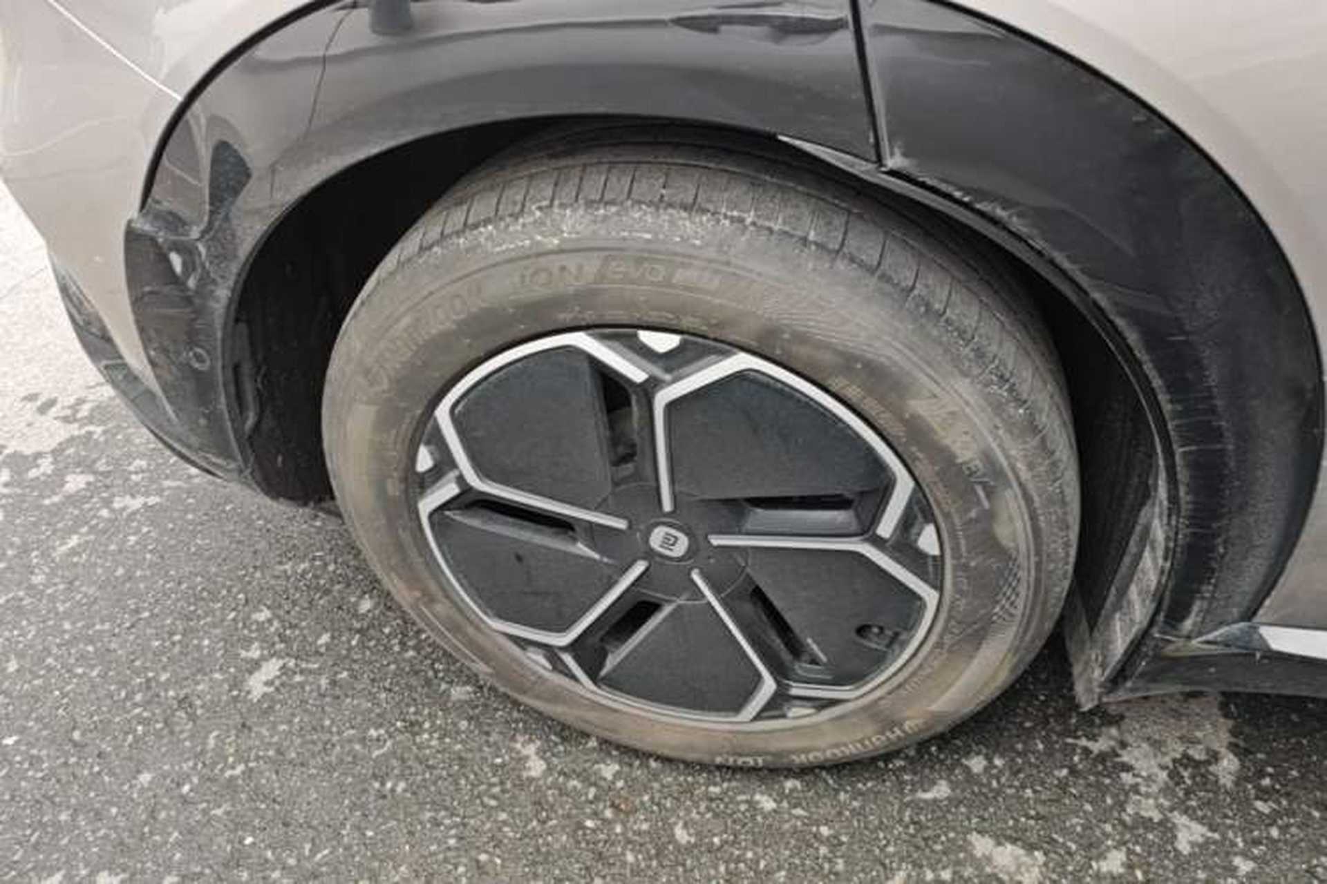 Used Xiaomi Auto YU7 2025 Ultra-Long Range Rear-Wheel Drive Version Right Rear Wheel Hub