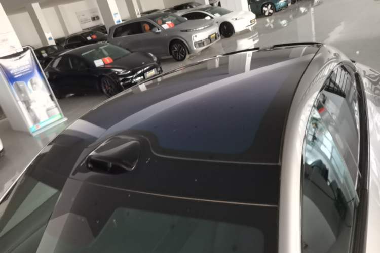 Used Xiaomi Auto YU7 2025 Ultra-Long Range Rear-Wheel Drive Version Roof