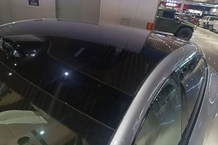 Used Xiaomi Auto YU7 2025 Ultra-Long Range High-Performance All-Wheel-Drive Max Edition Roof