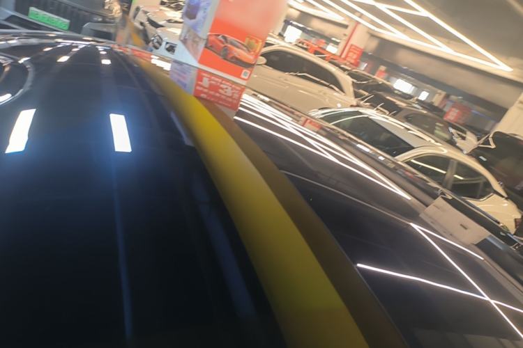 Used Xiaomi Auto YU7 2025 Ultra-Long Range High-Performance All-Wheel-Drive Max Edition Roof