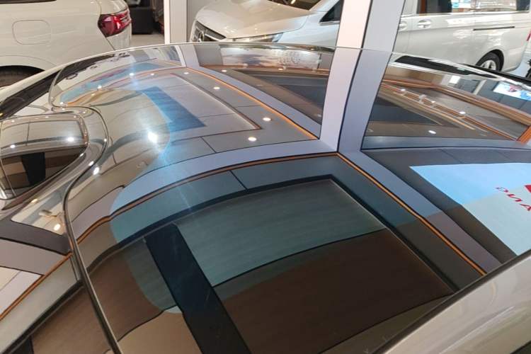 Used Xiaomi Auto YU7 2025 Ultra-Long Range High-Performance All-Wheel-Drive Max Edition Roof
