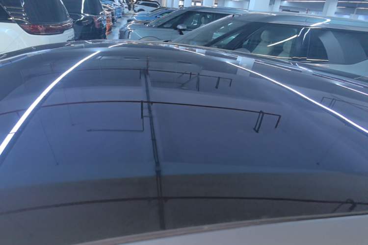 Used Xiaomi Auto YU7 2025 Ultra-Long Range Rear-Wheel Drive Version Roof