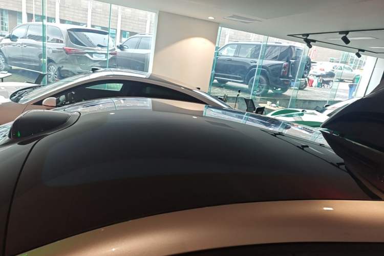 Used Xiaomi Auto YU7 2025 Ultra-Long Range High-Performance All-Wheel-Drive Max Edition Roof