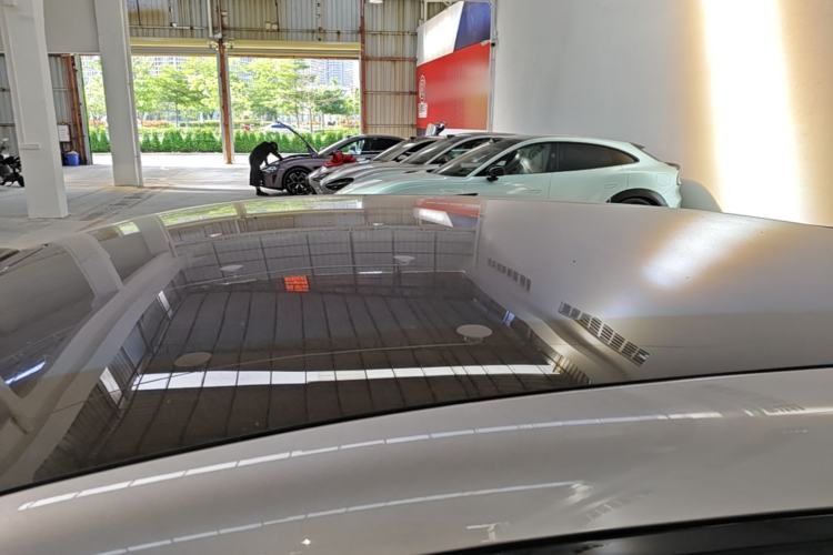 Used Xiaomi Auto YU7 2025 Ultra-Long Range High-Performance All-Wheel-Drive Max Edition Roof