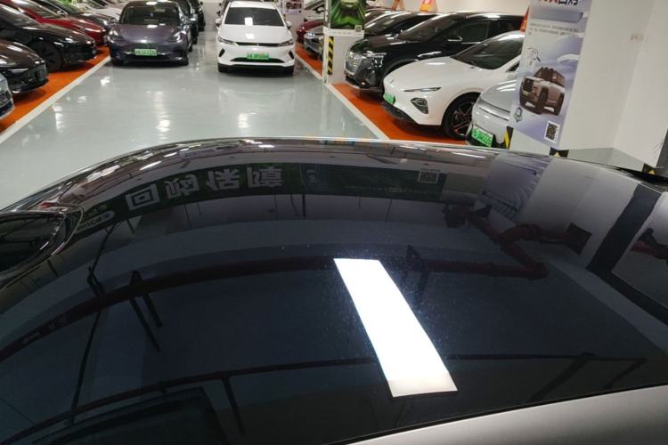 Used Xiaomi Auto YU7 2025 Ultra-Long Range Rear-Wheel Drive Version Roof