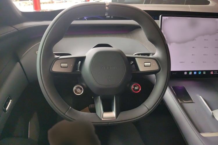 Used Xiaomi Auto YU7 2025 Ultra-Long Range High-Performance All-Wheel-Drive Max Edition Steering Wheel