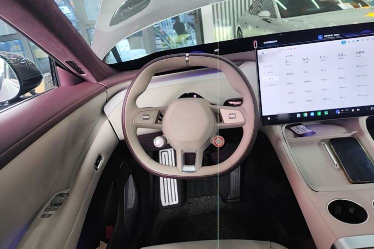 Used Xiaomi Auto YU7 2025 Ultra-Long Range High-Performance All-Wheel-Drive Max Edition Steering Wheel